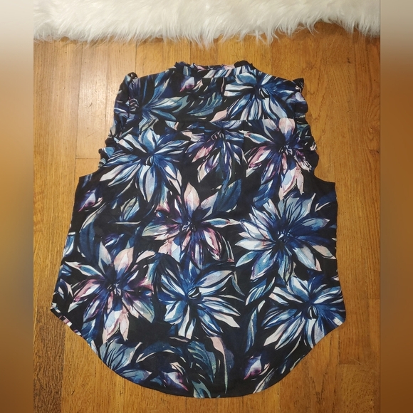 DKNY Floral Ruffled Sleeveless Top - Picture 4 of 10